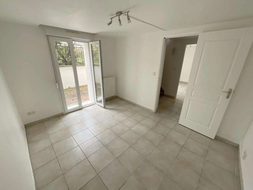 Maison à SAINTE-SAVINE