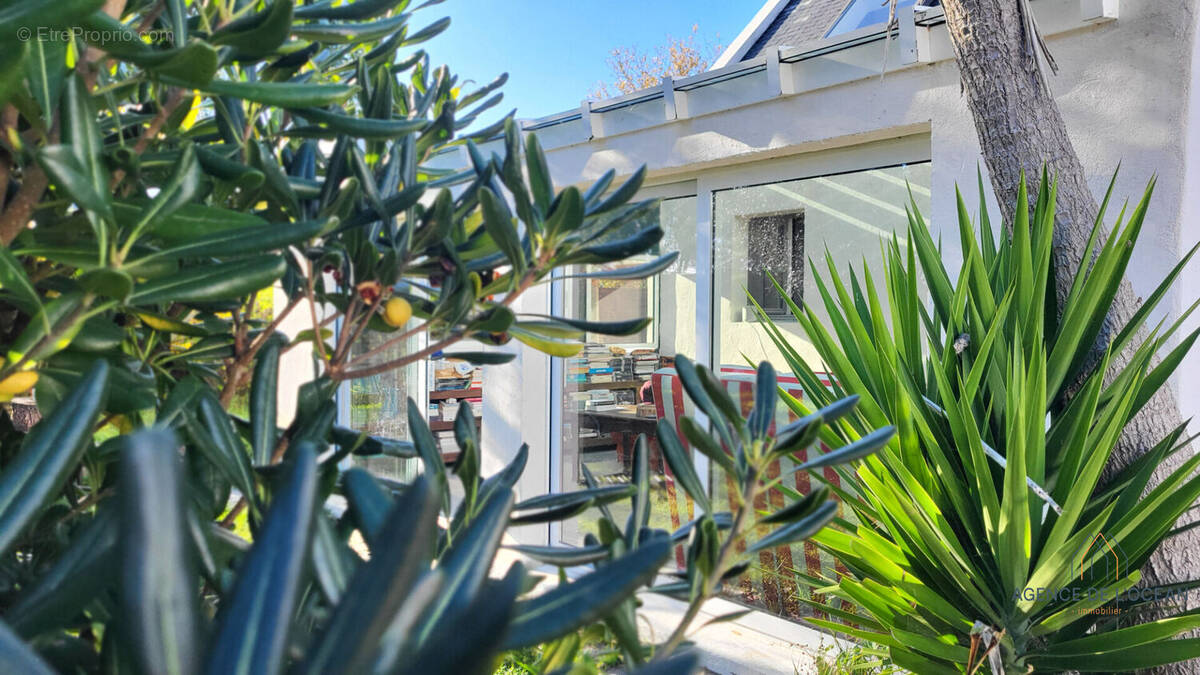Maison à LOCMARIA