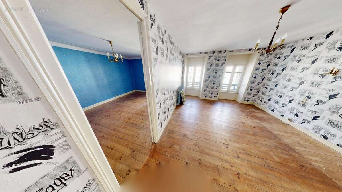 Appartement à LAMBALLE