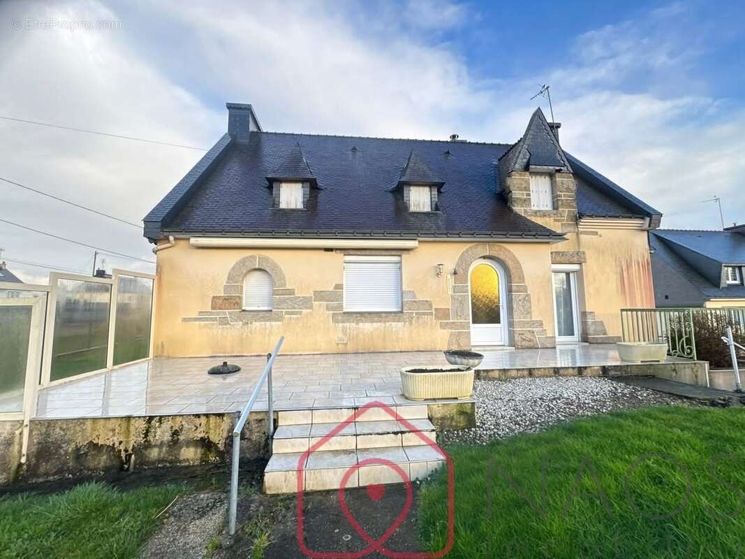 Maison à PONTIVY