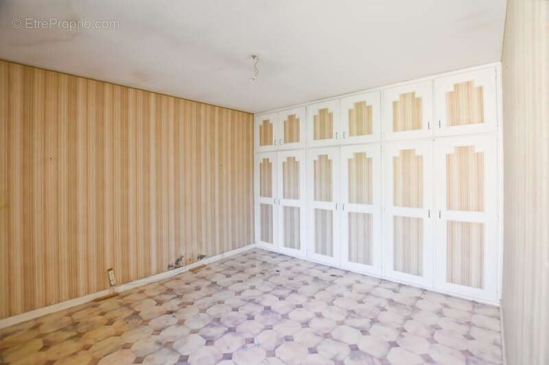 Maison à COUCHES