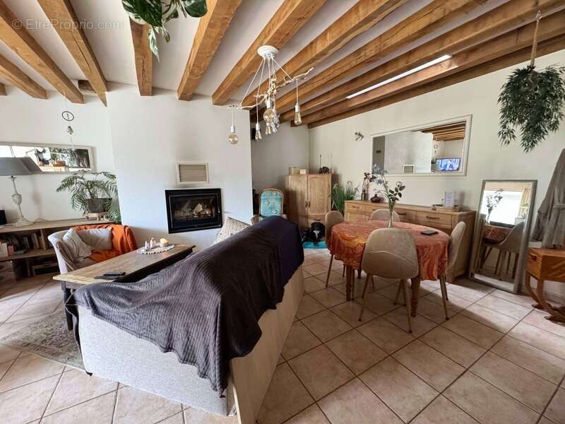 Maison à LA SUZE-SUR-SARTHE