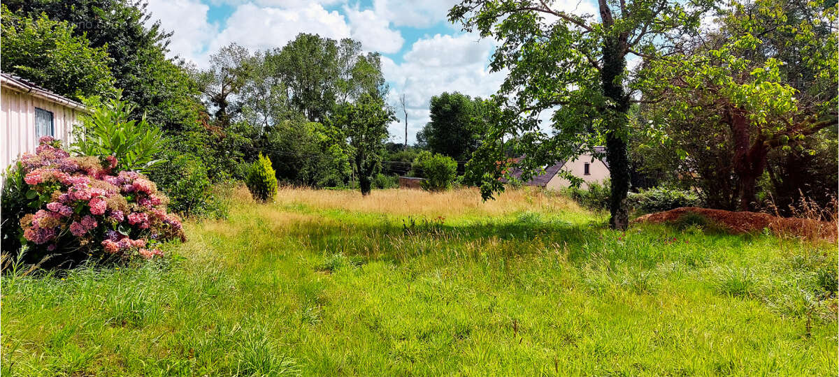 Terrain à QUETTREVILLE-SUR-SIENNE