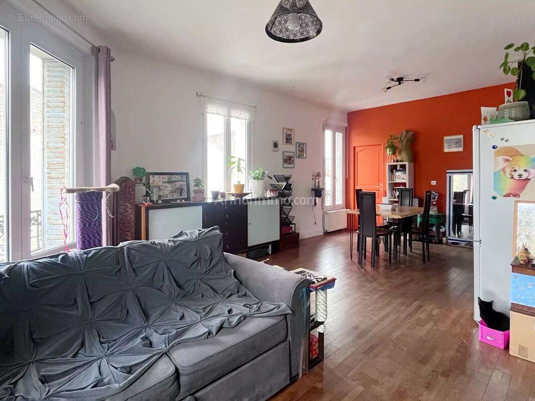 Appartement à MAISONS-ALFORT