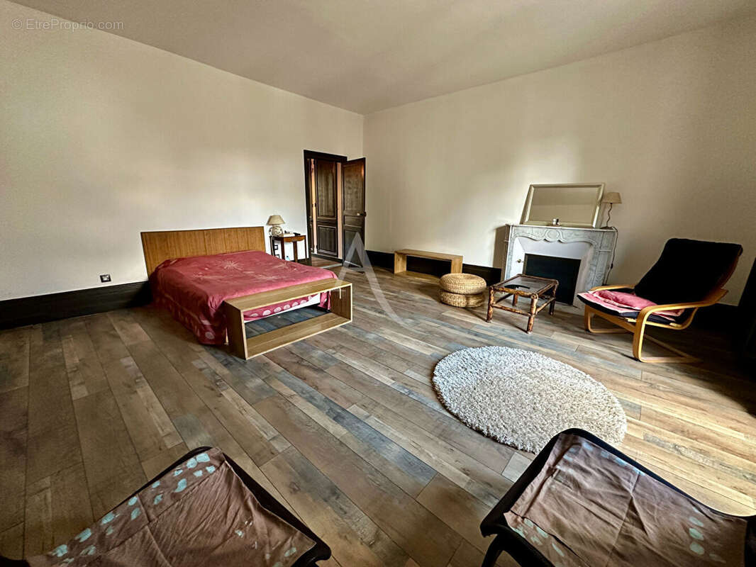 Maison à MIREBEAU