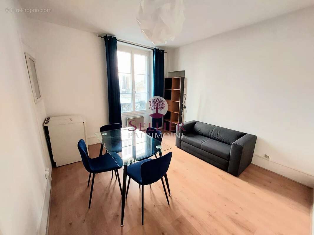 Appartement à PARIS-11E