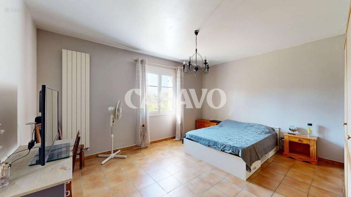 Maison à POURRIERES