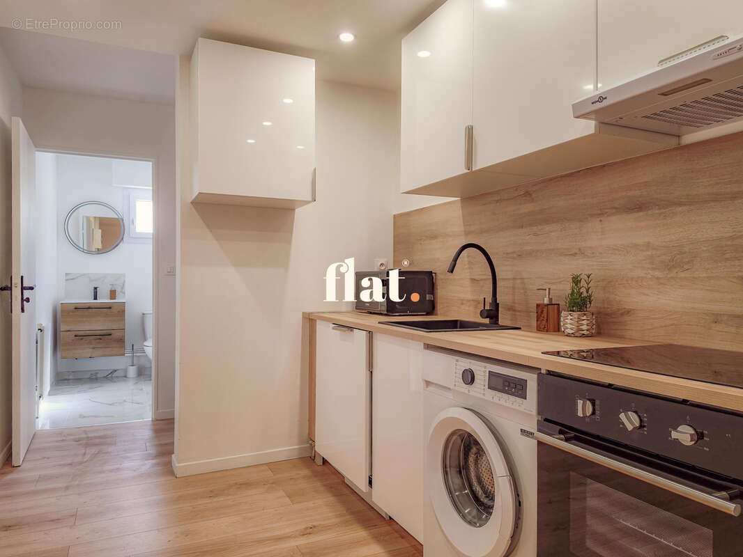 Appartement T3 rénové  50 m2 avec parking et balcon sur la Place de la Guiroué - photo 16
