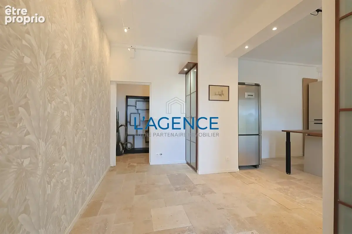 Exceptionnel Chateaubriand grand T4 de 115 m2 avec jardin au calme absolu. - photo 18