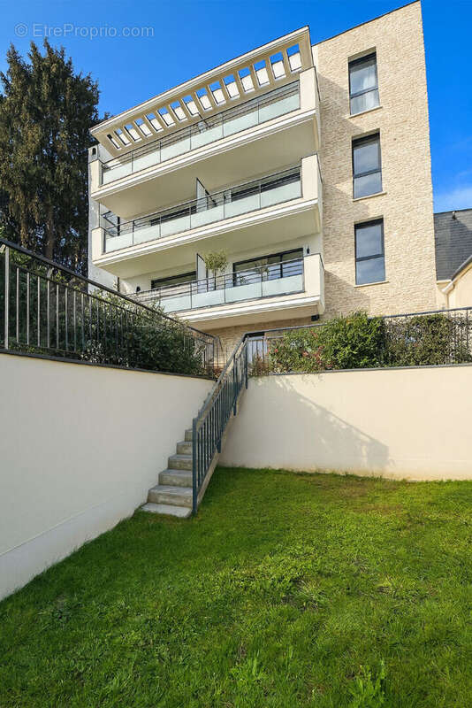 Appartement à BRY-SUR-MARNE