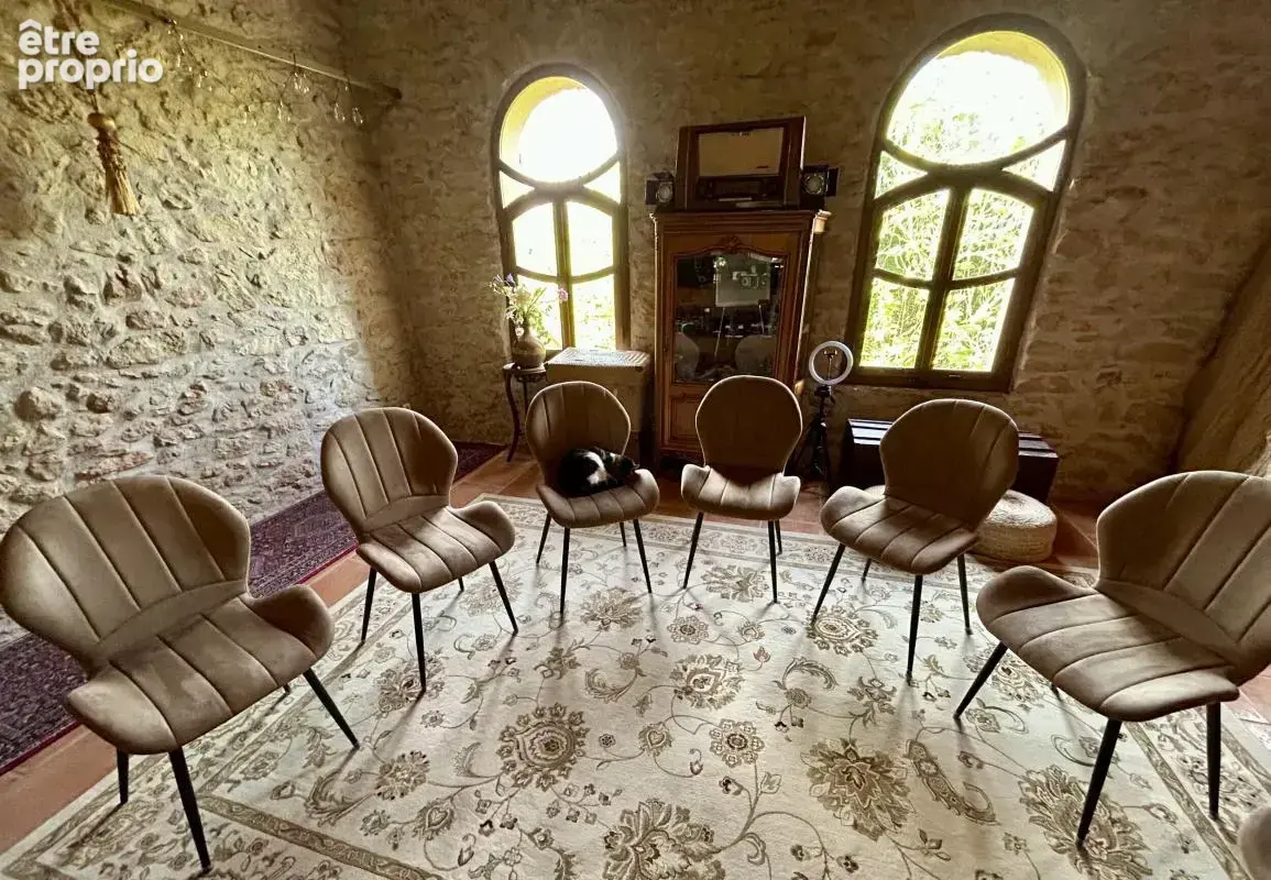 Demeure de caractère avec fort potentiel - photo 17