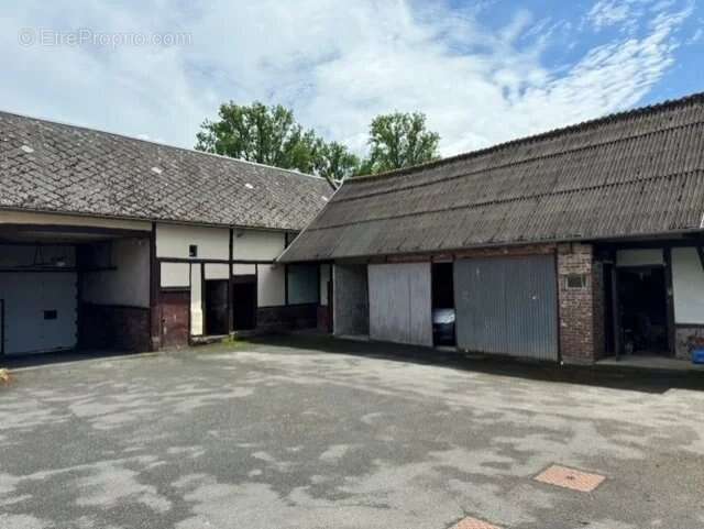 Maison à AVESNES-LE-COMTE