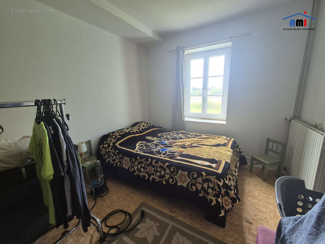 Maison à MOUTIERS-AU-PERCHE