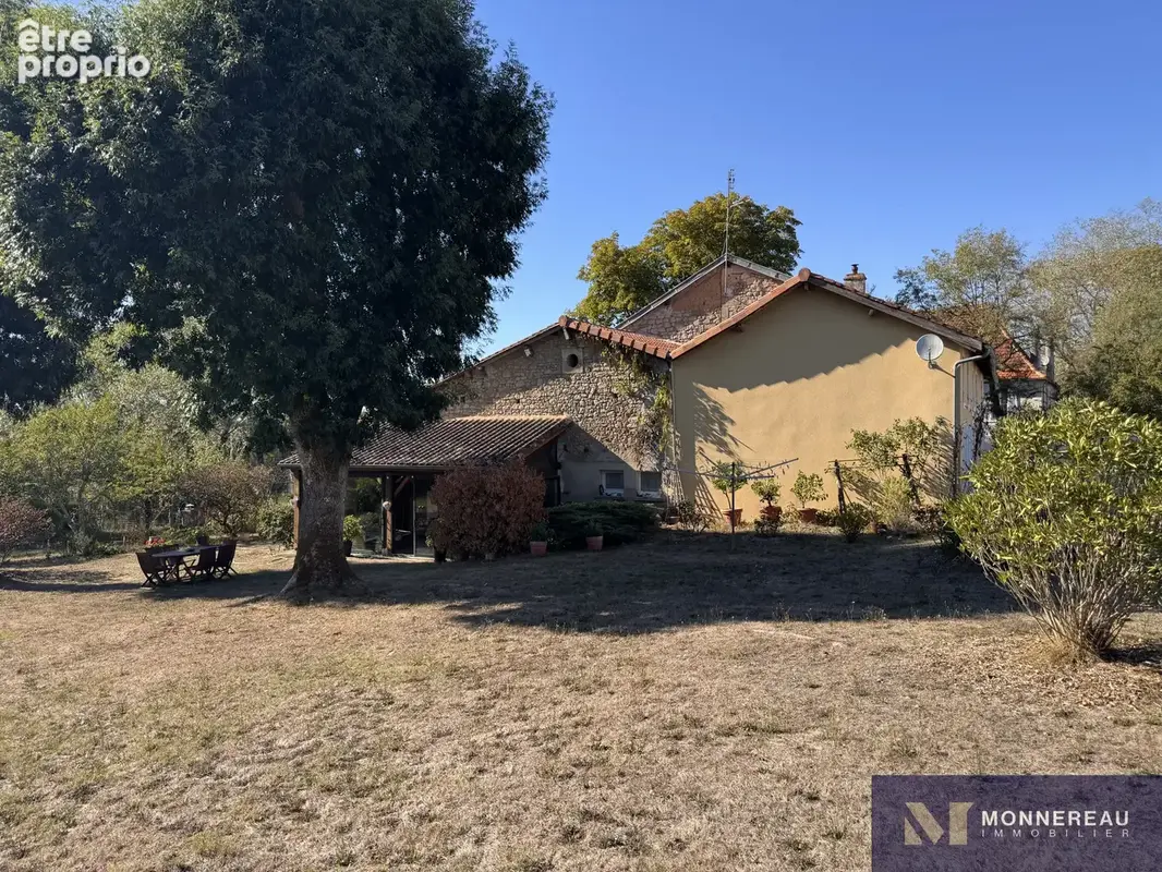 Maison de village avec grand terrain - photo 24
