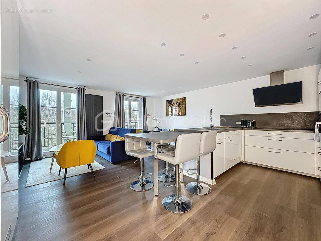 Appartement à SERRIS