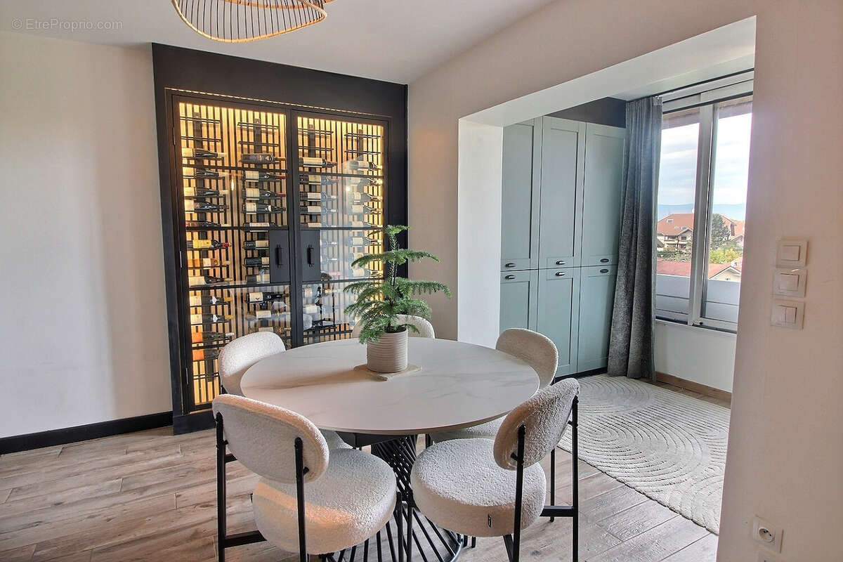 Appartement à DOUVAINE