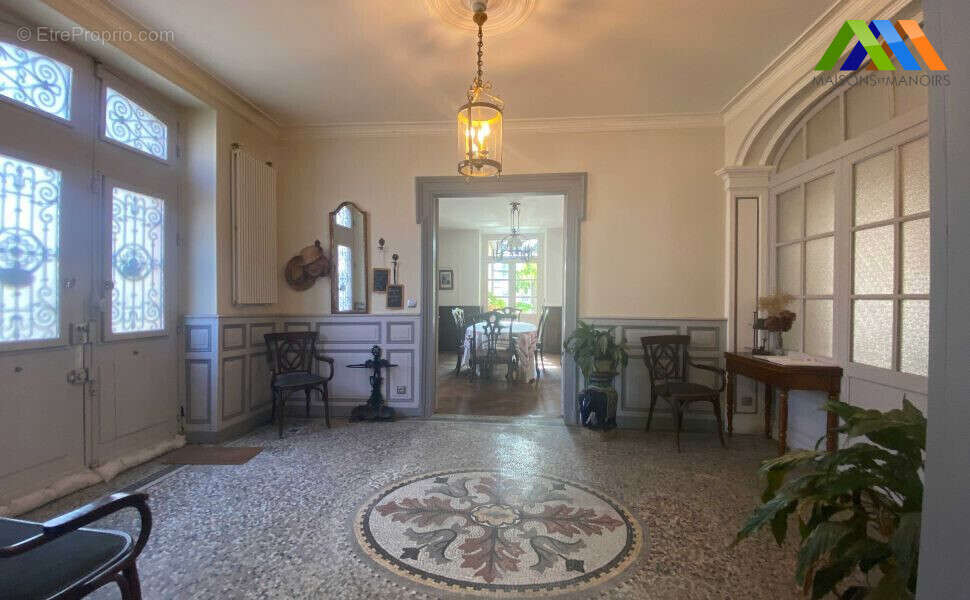 400 m² à Aire-Sur-L'adour  - photo 5
