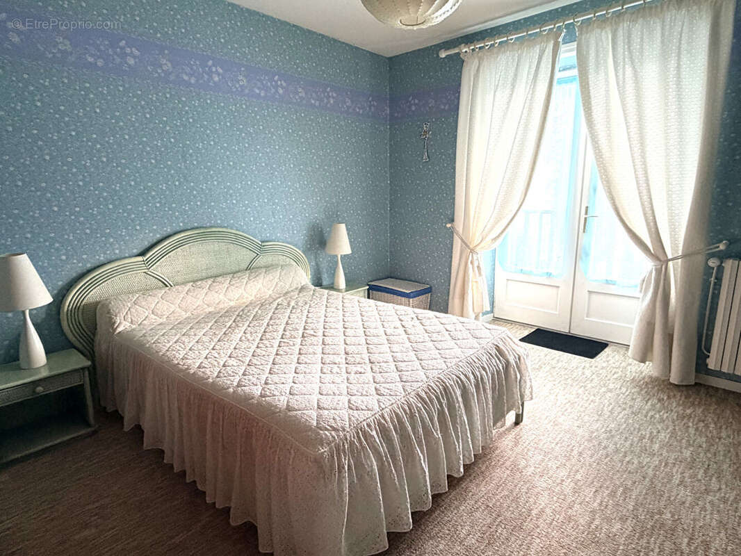 Maison à HAUTEVILLE-LOMPNES