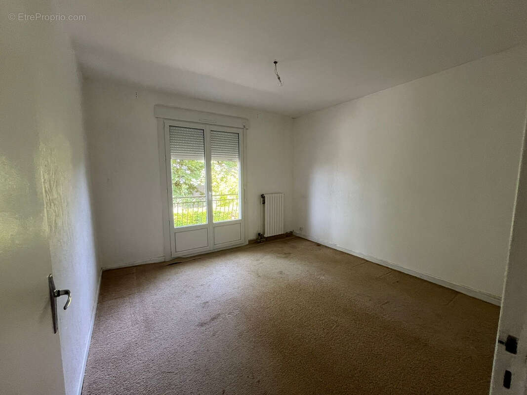 Charmante villa de 124 m2 sur les hauteurs de Pujols, offrant confort, espace et tranquillité ! - photo 4