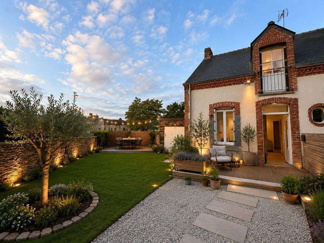 Maison à RENAZE