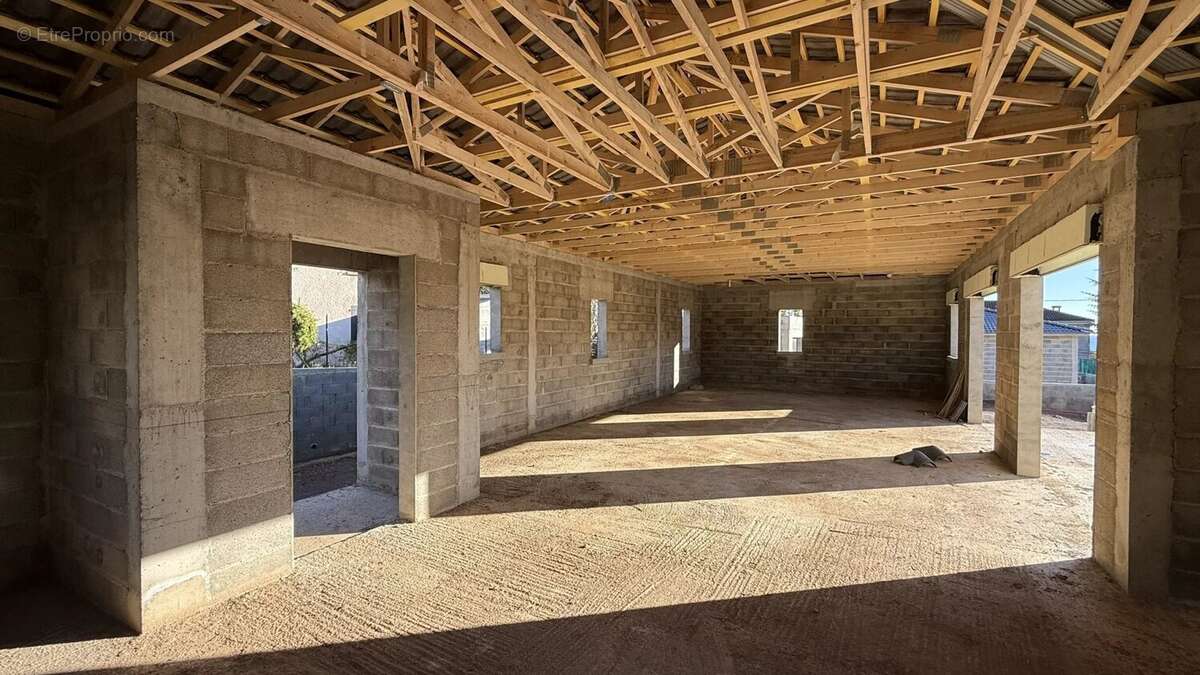 Maison à SANTA-LUCIA-DI-MORIANI