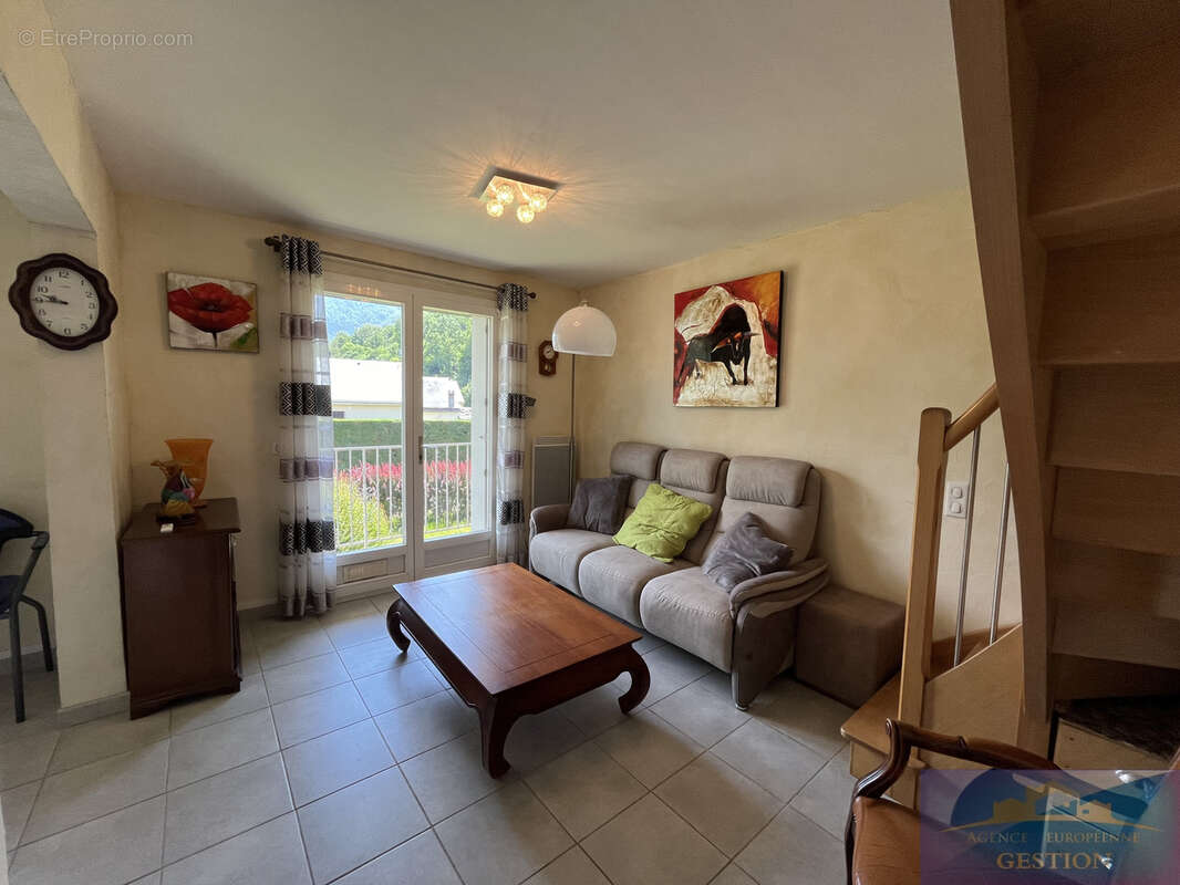 Appartement à ADAST