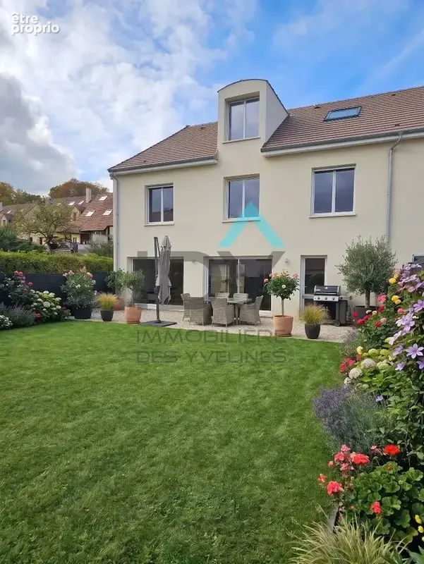 Photo Maison à Le Mesnil-Le-Roi au prix de 899 000€