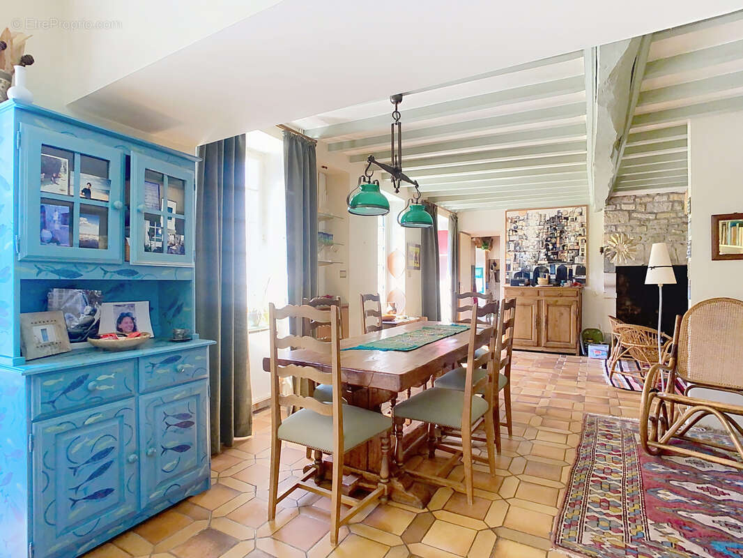 Maison à SAINTE-MARIE-DU-MONT