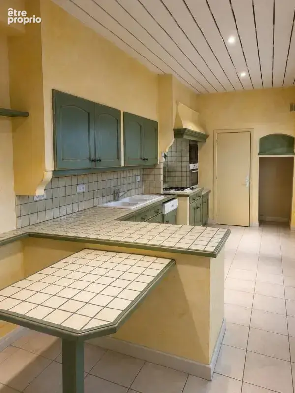 EXCLUSIVITÉ – Le charme de l’ancien, de beaux volumes et un grand jardin - photo 7