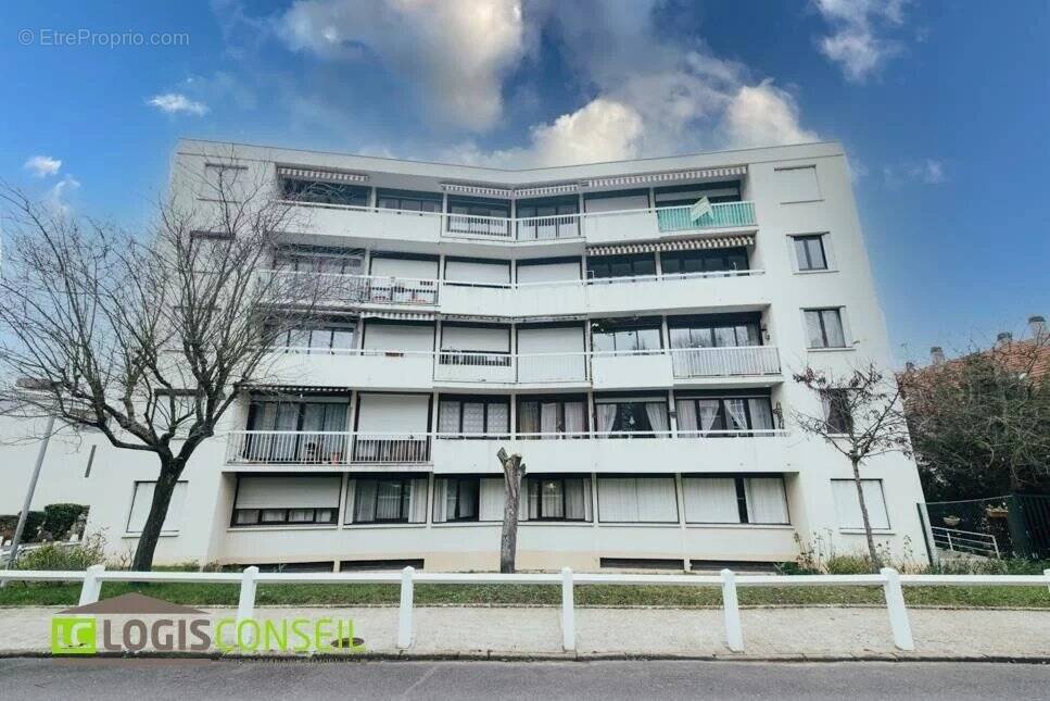 Appartement à CHATENAY-MALABRY