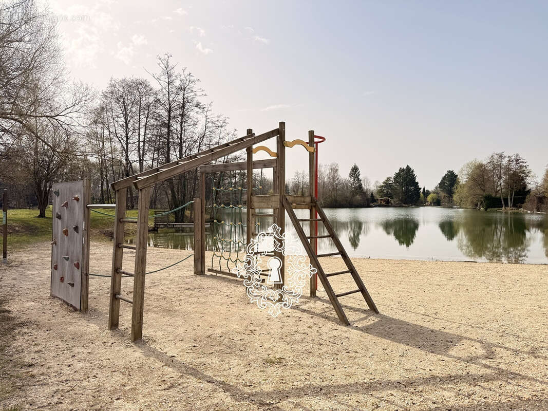 Maison à BRAY-SUR-SEINE