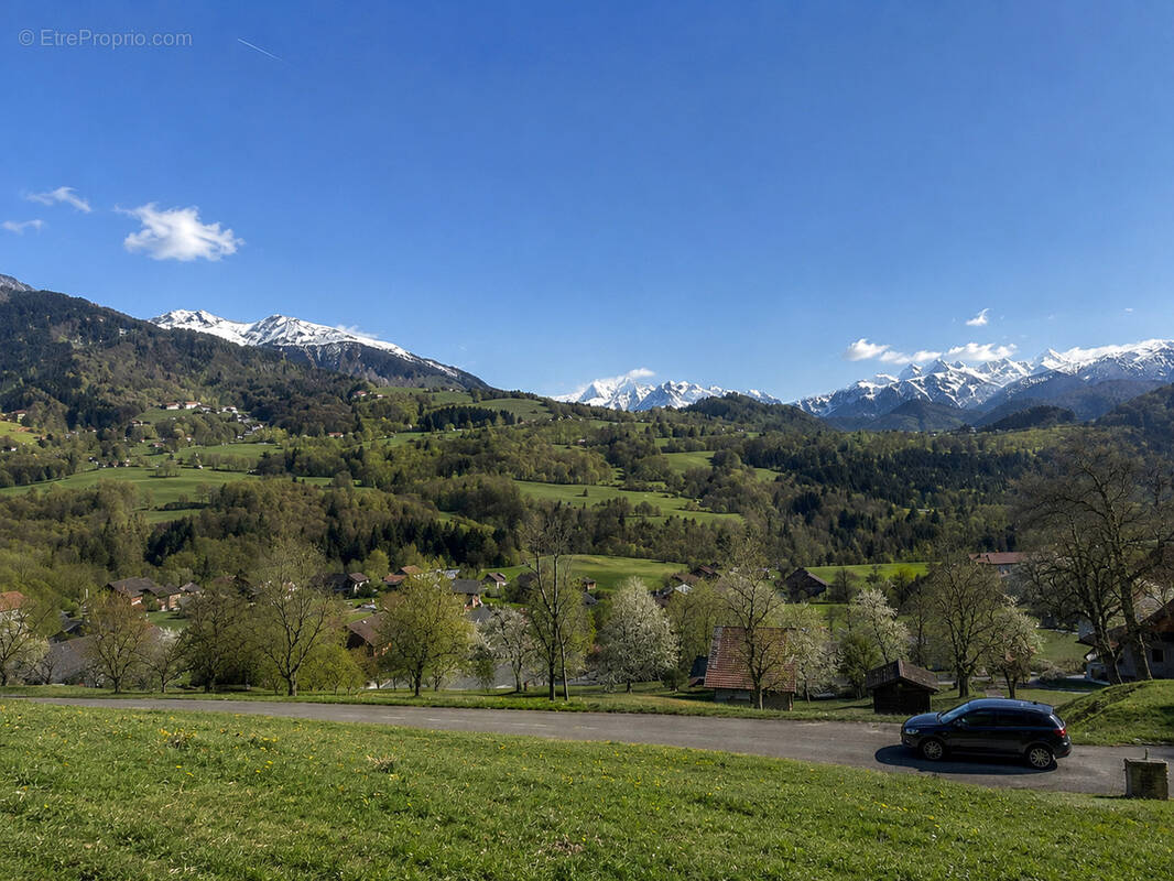 Terrain à ONNION