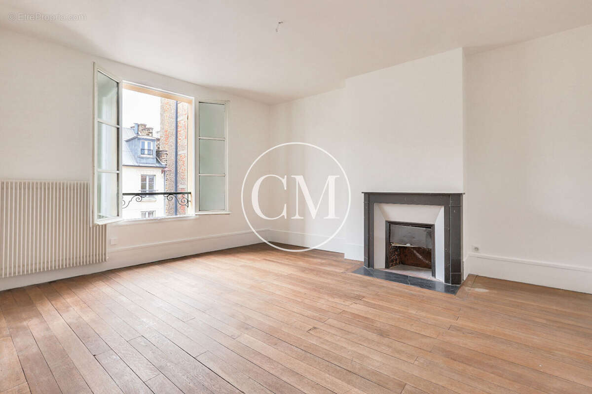 Appartement à VERSAILLES