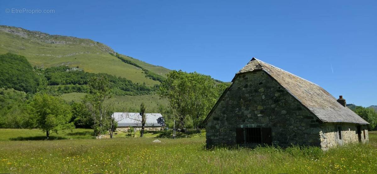 Maison à SALLES