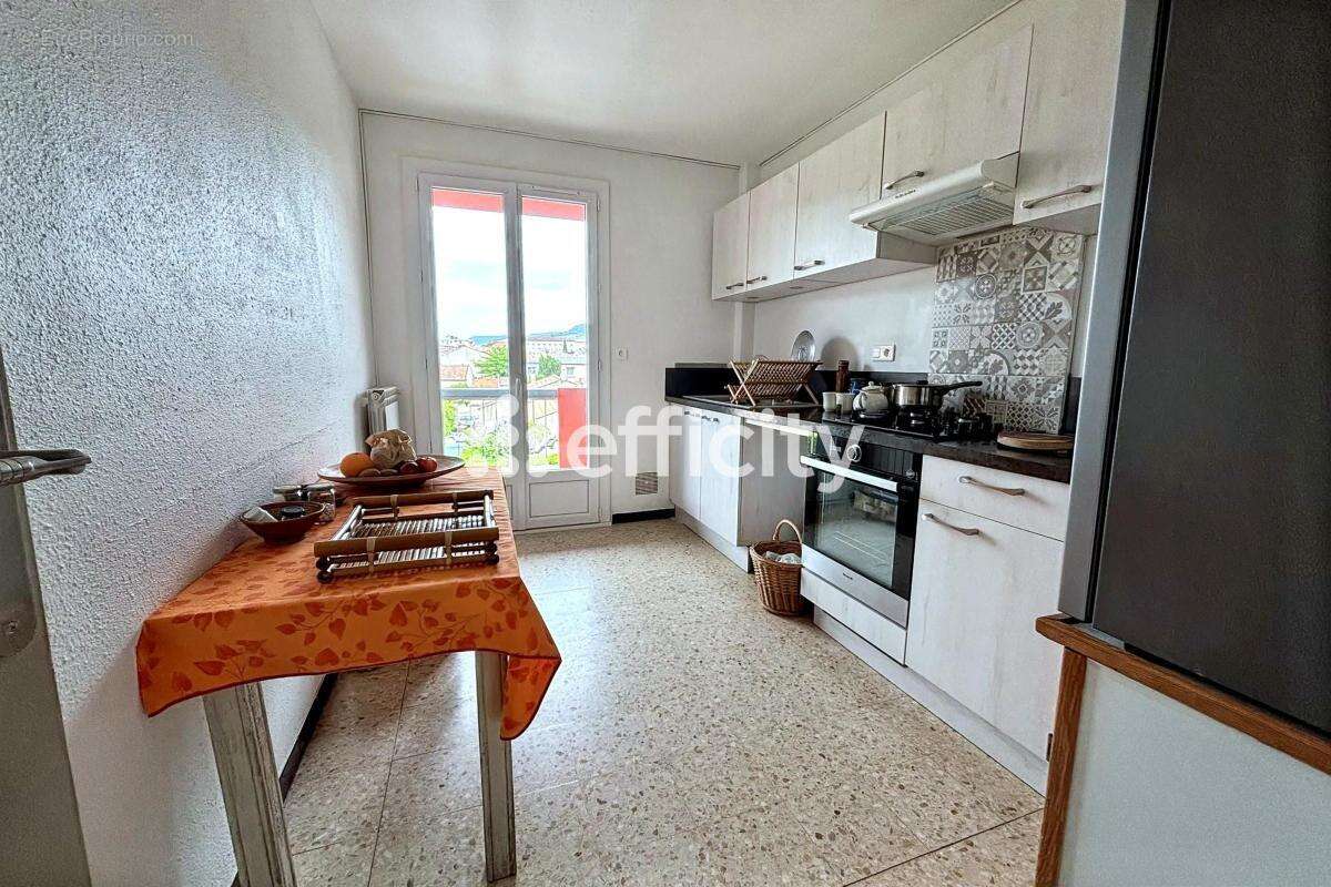 Appartement à BEDARIEUX