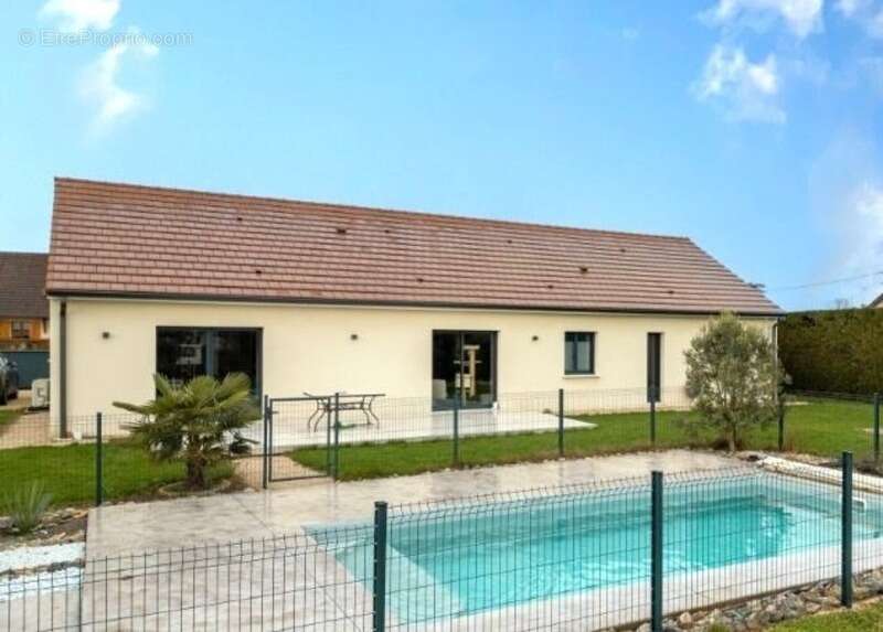 Maison à CRISSEY