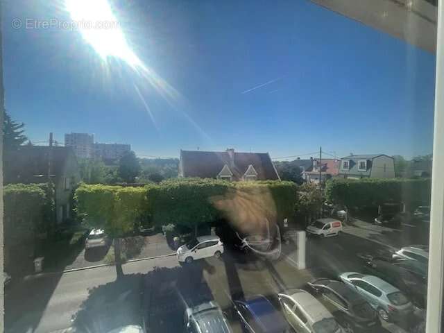 Appartement à SARTROUVILLE