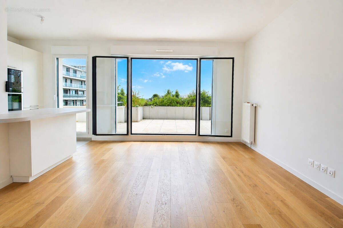 Appartement à COLOMBES