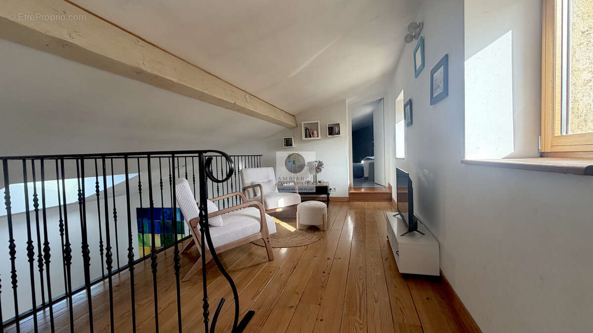 Maison à ETOILE-SUR-RHONE