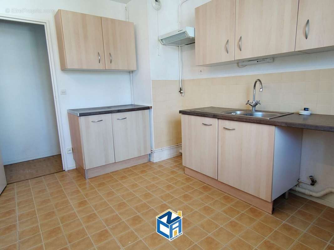 Appartement 69 m² à Saint-Cyr-Sur-Loire  - photo 4