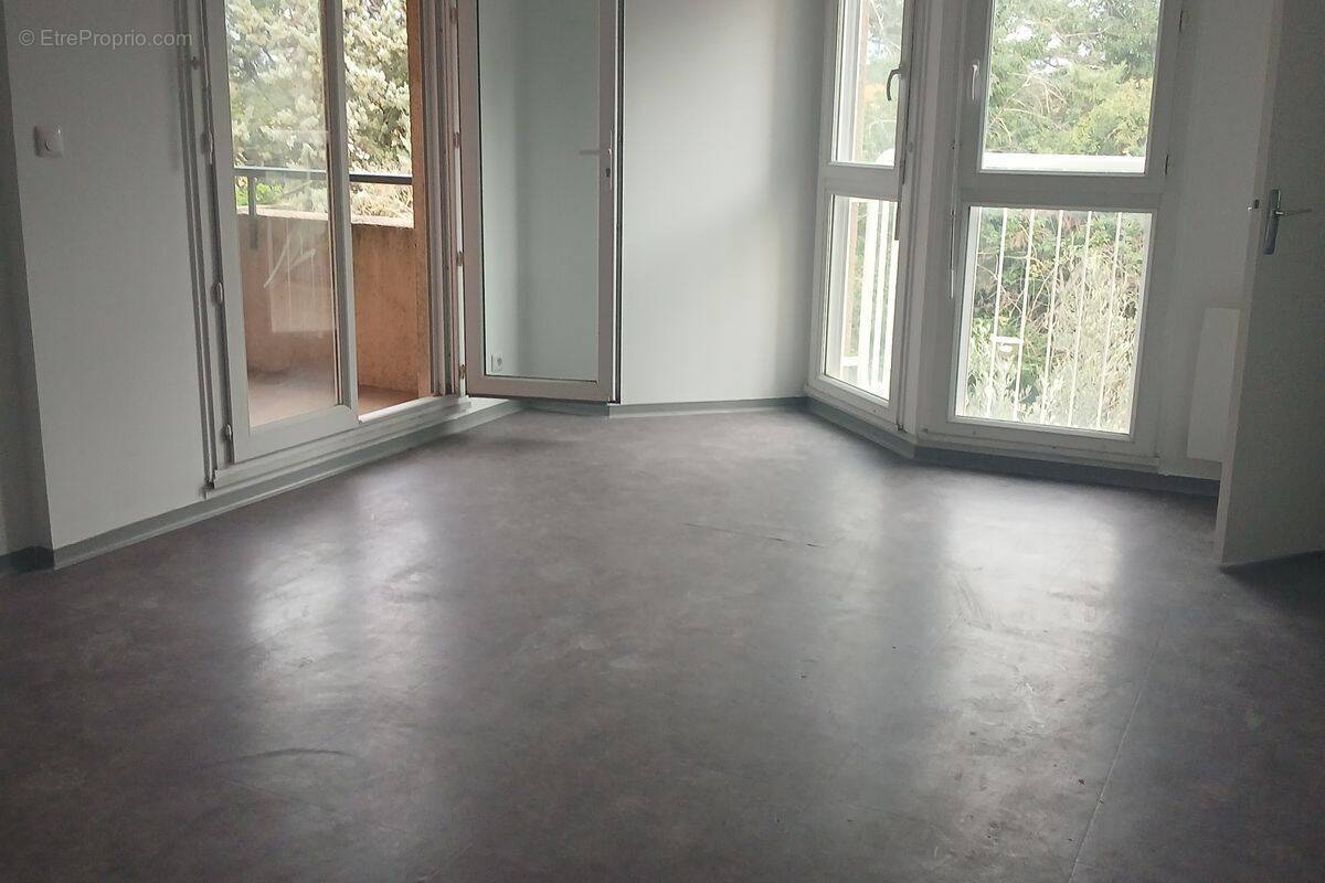 Appartement à AUBAGNE