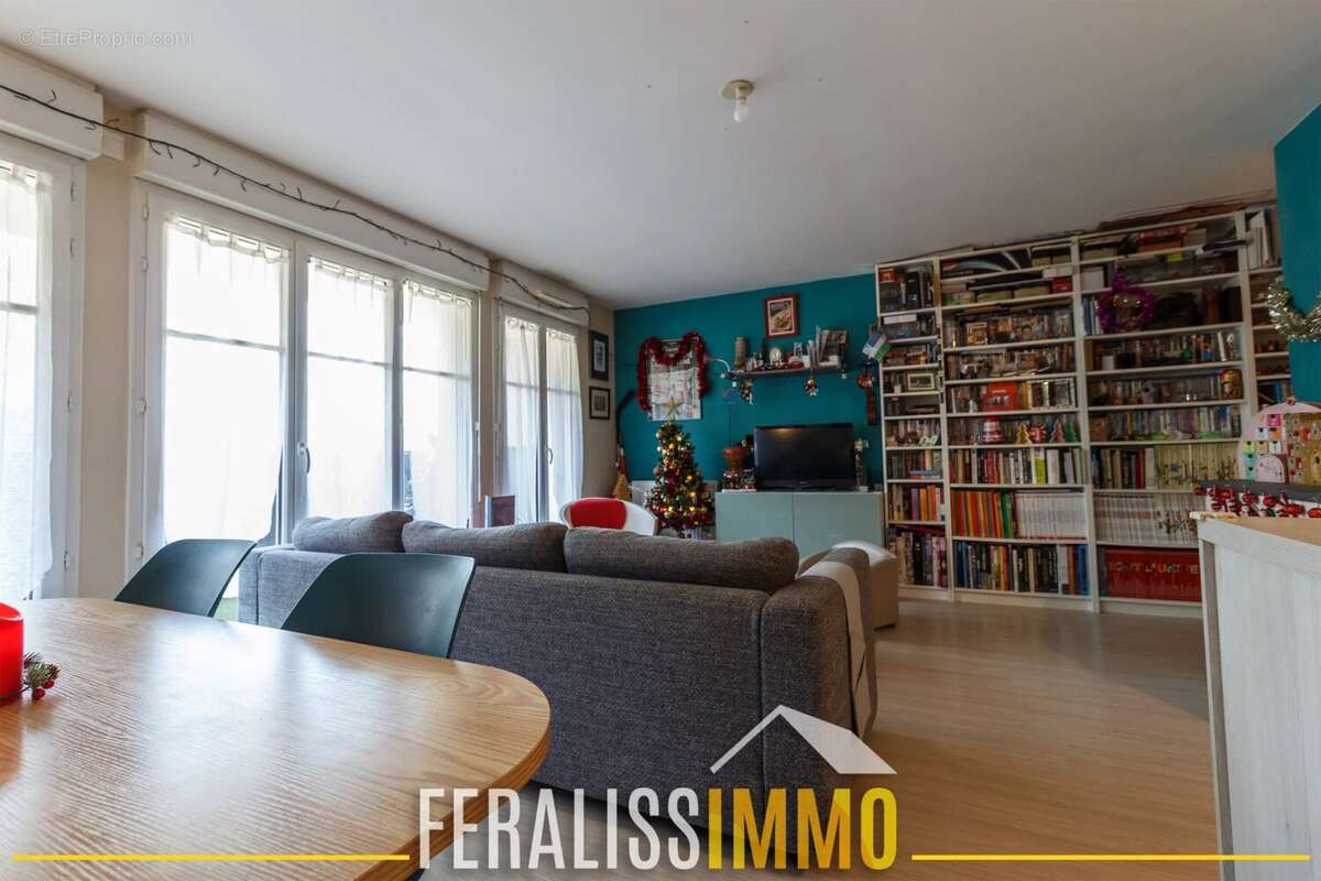 Appartement à VAUREAL