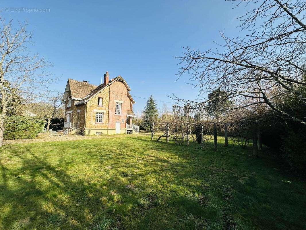 Maison à BOIS-LE-ROI