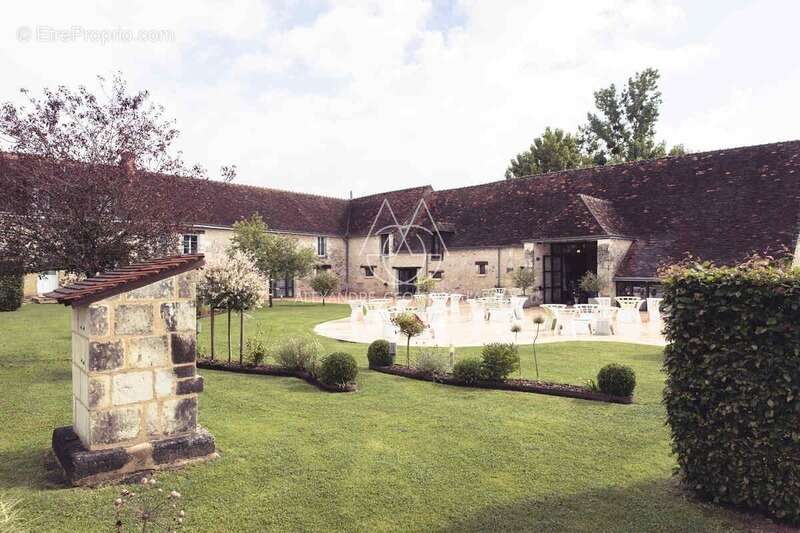 Maison à SAINTE-MAURE-DE-TOURAINE