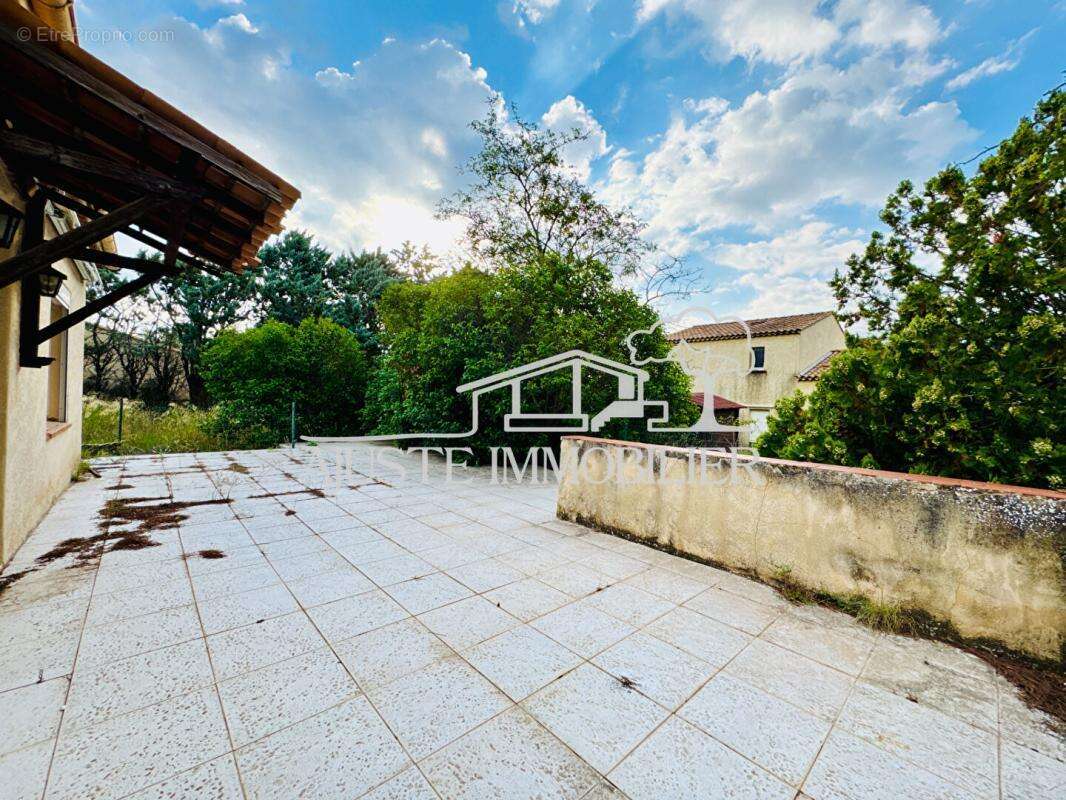 Maison à LA FARE-LES-OLIVIERS