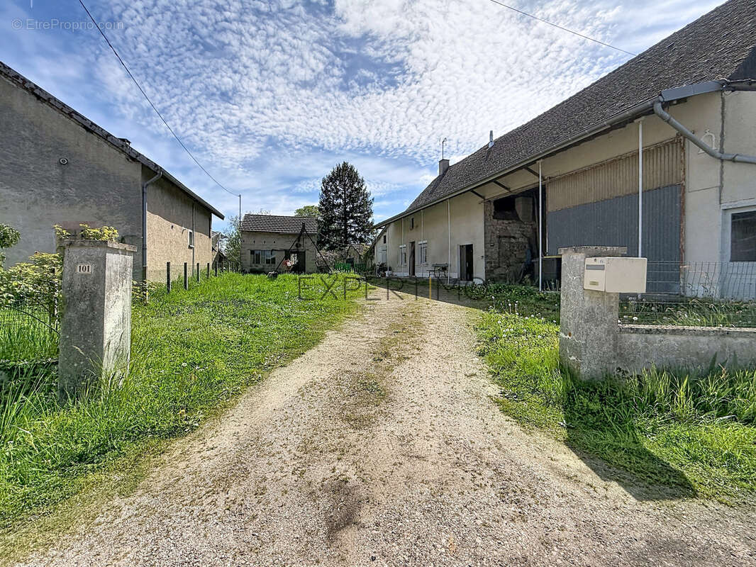 Maison à CUISERY