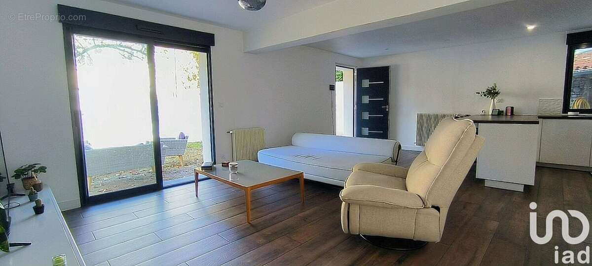 Photo 2 - Maison à AVEZE