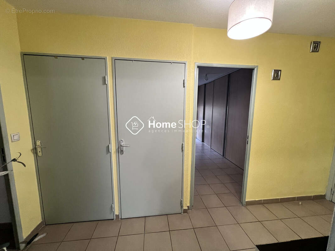 Entrée - Appartement à MARSEILLE-15E