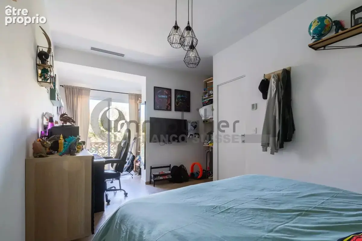 Appartement de 118m² avec piscine privative, terrasse, jardin et stationnements - photo 20