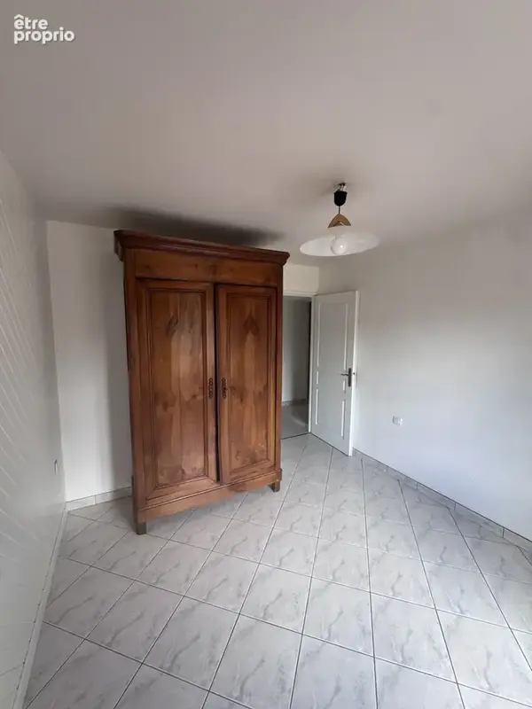 A saisir belle maison d'habitation proche des Essarts 85140 - photo 7